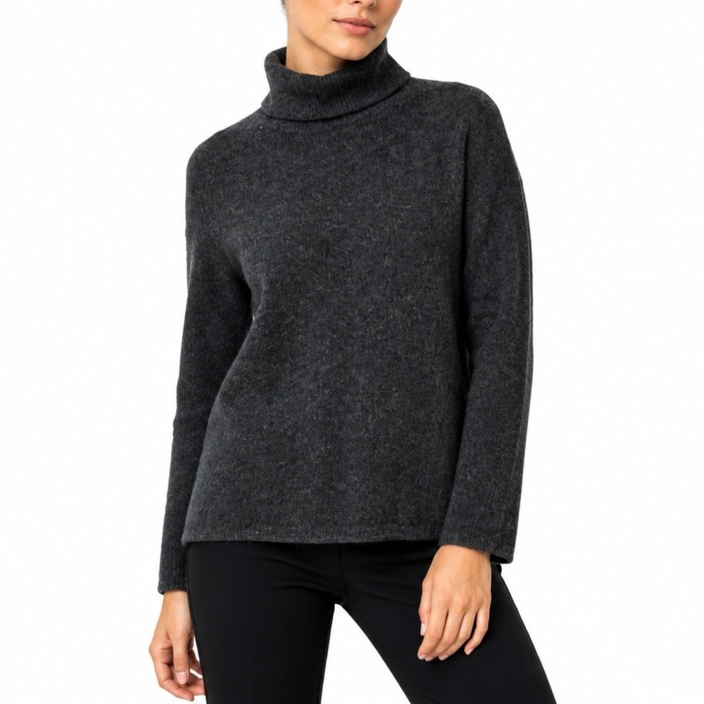 InCashmere Sweater Womens Medium Gray Turtleneck 100% Cashmere Soft Luxury Knit